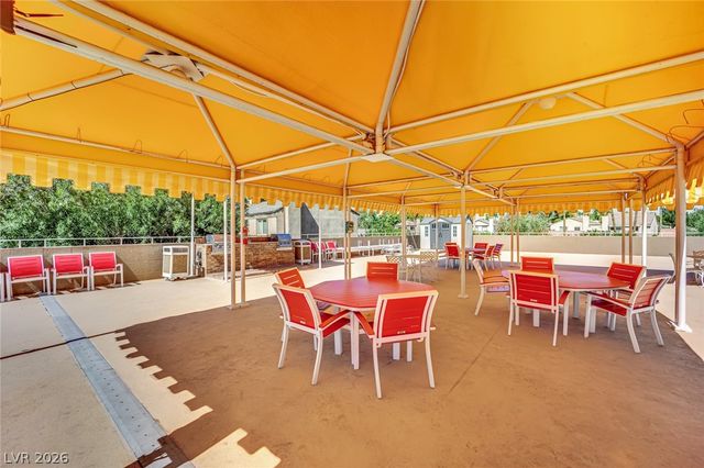 3111 Bel Air Drive 21F, Las Vegas, NV 89109