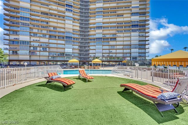3111 Bel Air Drive 21F, Las Vegas, NV 89109