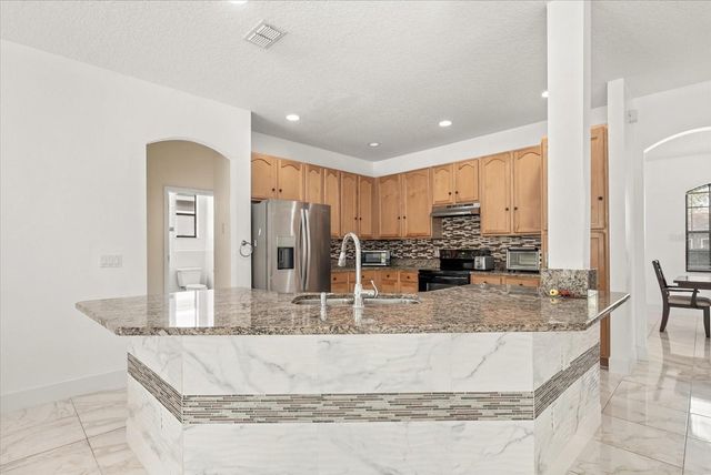 871 BLAIRMONT LN, Lake Mary, FL 32746