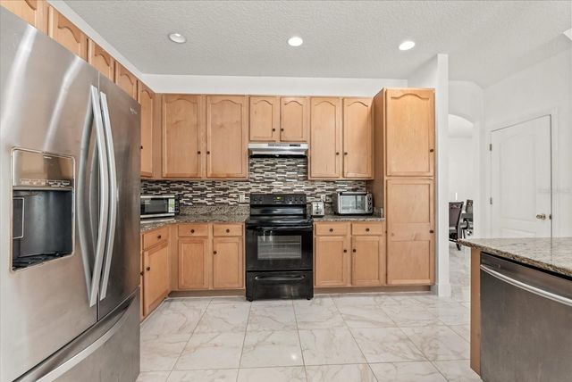 871 BLAIRMONT LN, Lake Mary, FL 32746