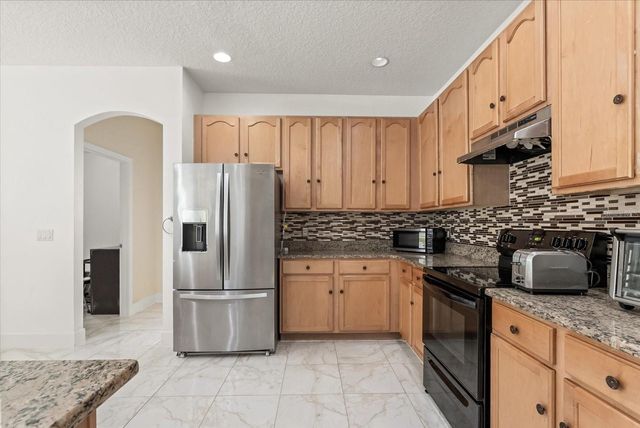 871 BLAIRMONT LN, Lake Mary, FL 32746