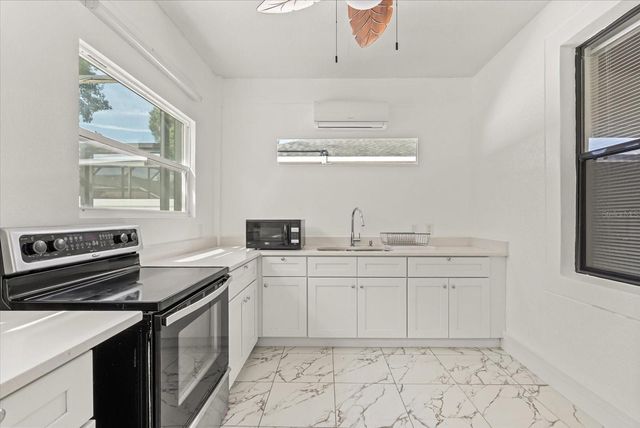 871 BLAIRMONT LN, Lake Mary, FL 32746