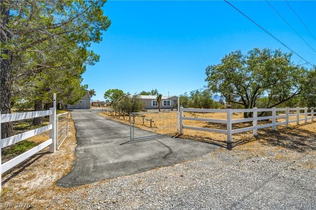 5461 Navajo Boulevard, Pahrump, NV 89061