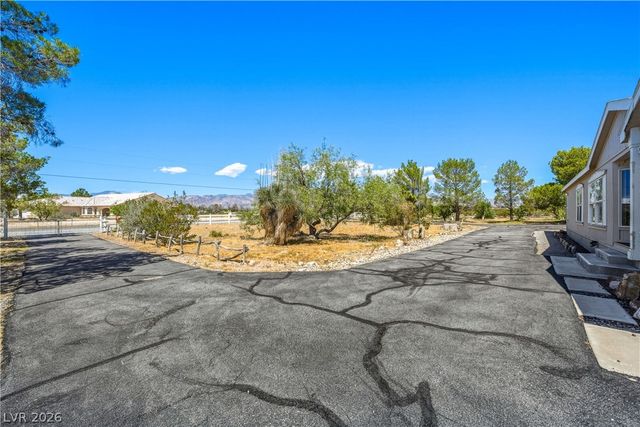 5461 Navajo Boulevard, Pahrump, NV 89061
