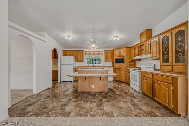 5461 Navajo Boulevard, Pahrump, NV 89061