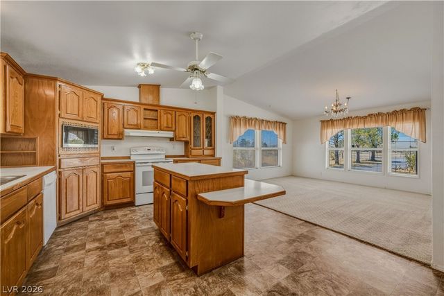 5461 Navajo Boulevard, Pahrump, NV 89061