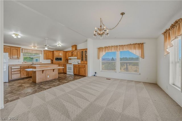 5461 Navajo Boulevard, Pahrump, NV 89061