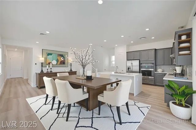 1534 Crowned Eagle Street, Las Vegas, NV 89138