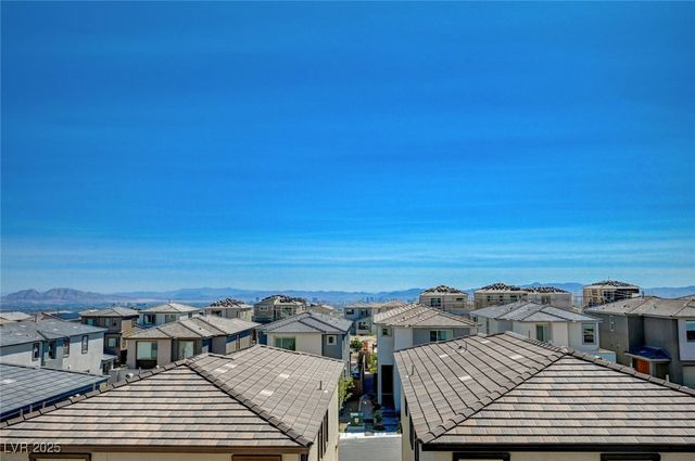 1534 Crowned Eagle Street, Las Vegas, NV 89138