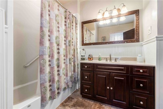 201 4th Street, Beaver, PA 15009