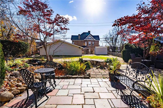 201 4th Street, Beaver, PA 15009