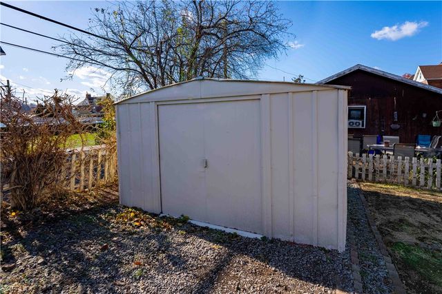 201 4th Street, Beaver, PA 15009