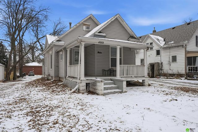 4919 Leighton Avenue, Lincoln, NE 68504