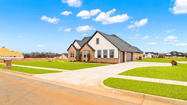 664 Paris Avenue, Piedmont, OK 73078