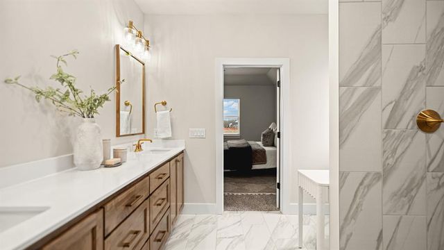 664 Paris Avenue, Piedmont, OK 73078