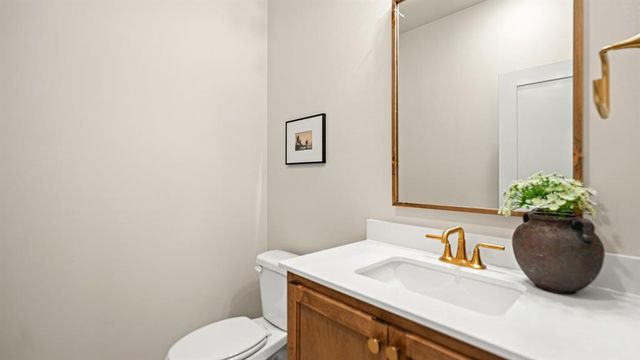 664 Paris Avenue, Piedmont, OK 73078