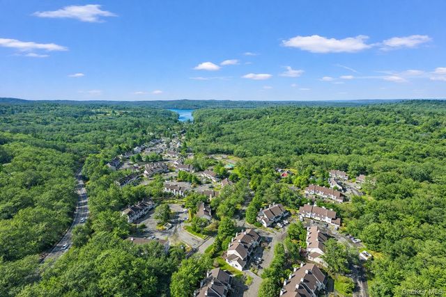 152 Jay Court, Cross River, NY 10518