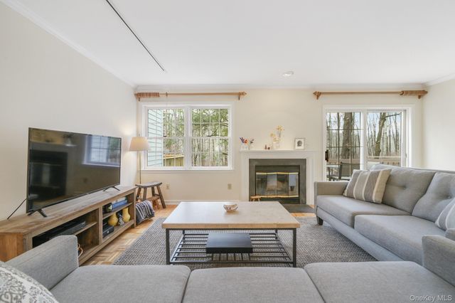 152 Jay Court, Cross River, NY 10518