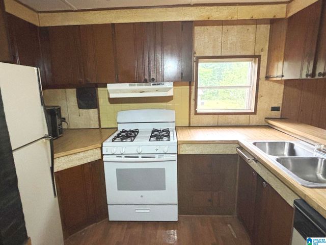 303 BON AIR ROAD, Childersburg, AL 35044