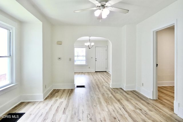 1838 Giant Street, Toledo, OH 43613