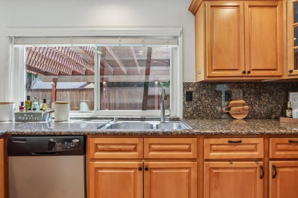 Image 16 of property listing at Address unavailable.