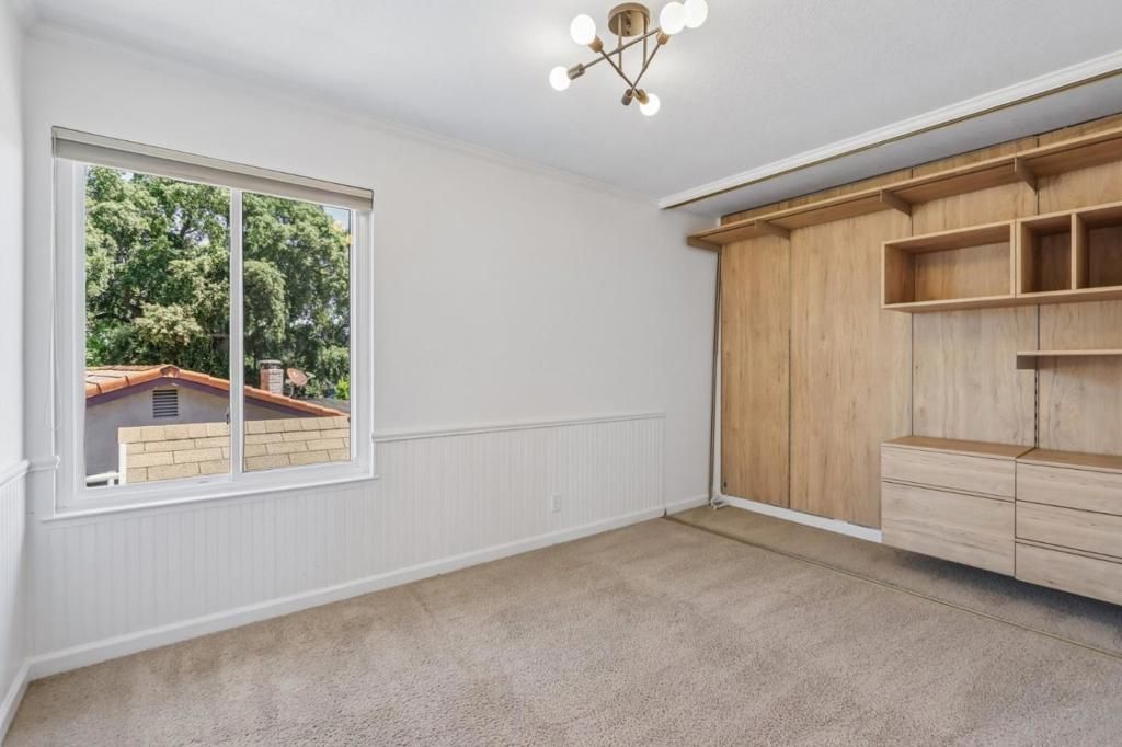 Image 20 of property listing at Address unavailable.