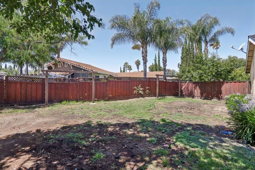Image 37 of property listing at Address unavailable.