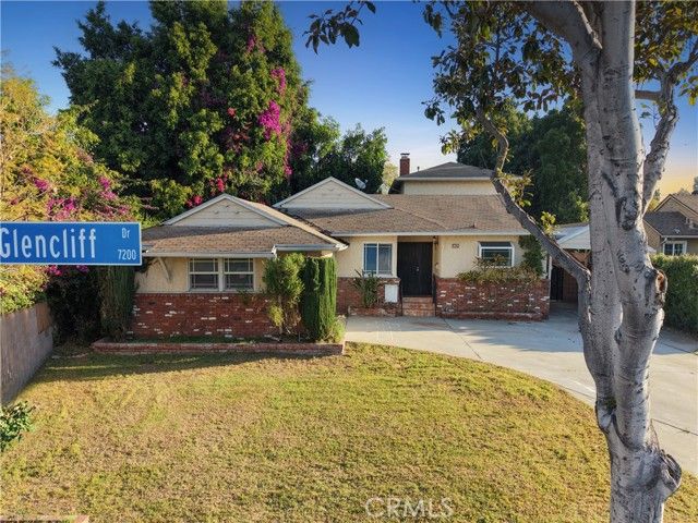 7205 Glencliff Drive, Downey, CA 90240