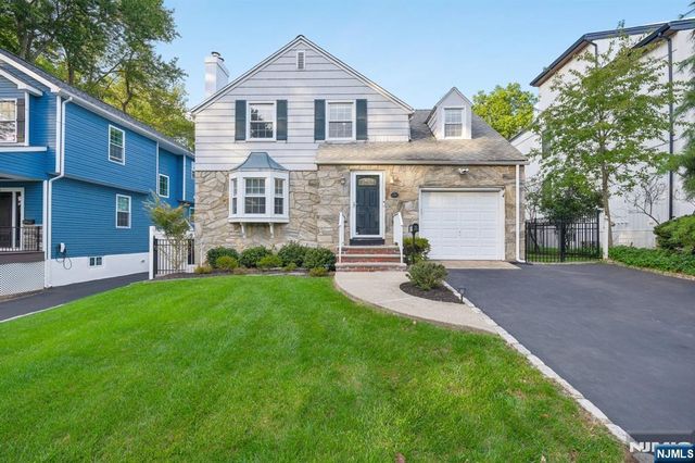 36 Amelia Avenue, Livingston, NJ 07039
