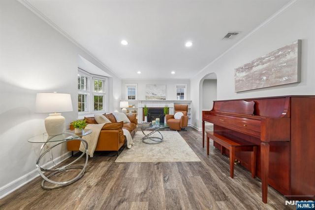 36 Amelia Avenue, Livingston, NJ 07039