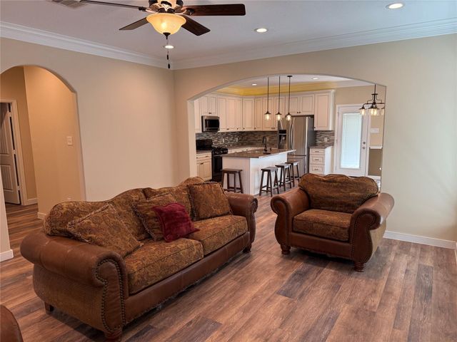 322 25th Street, Hempstead, TX 77445