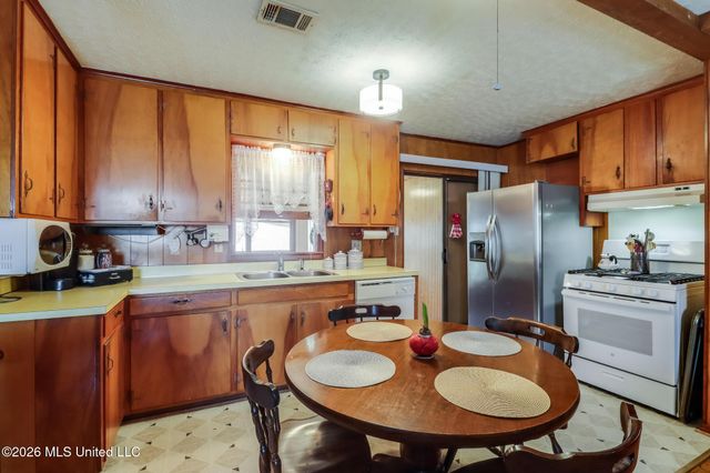 412 Kahler Street, Gulfport, MS 39507