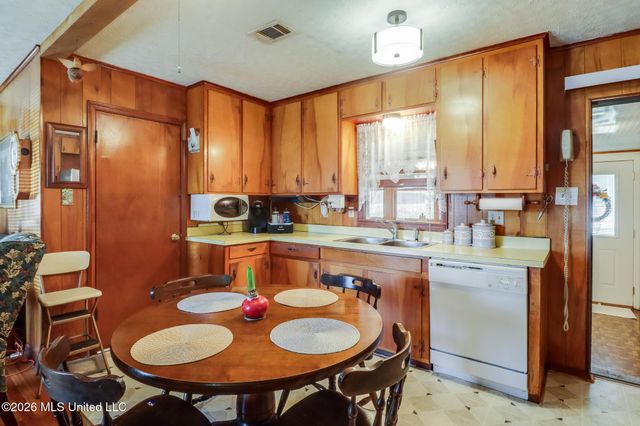 412 Kahler Street, Gulfport, MS 39507