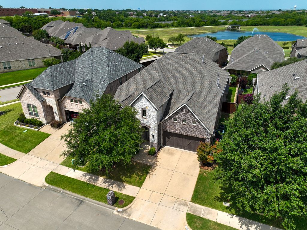 4637 Seabiscuit Street, Carrollton, TX 75010