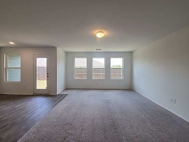 633 Quail Meadows Drive, Cleburne, TX 76031