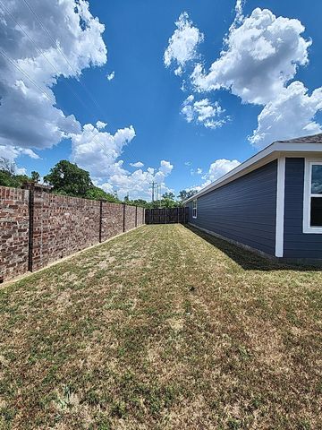 633 Quail Meadows Drive, Cleburne, TX 76031