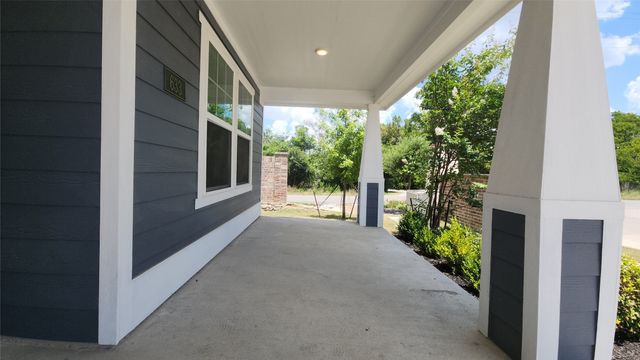 633 Quail Meadows Drive, Cleburne, TX 76031