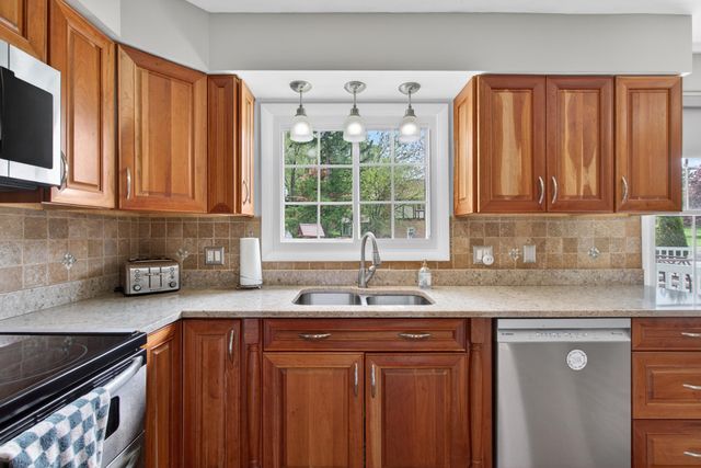 5275 Timbercrest Trail, Jackson, MI 49201