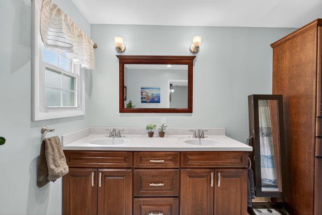 5275 Timbercrest Trail, Jackson, MI 49201