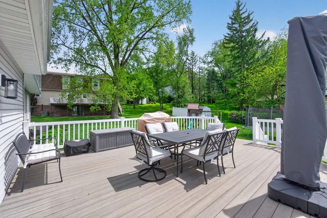 5275 Timbercrest Trail, Jackson, MI 49201