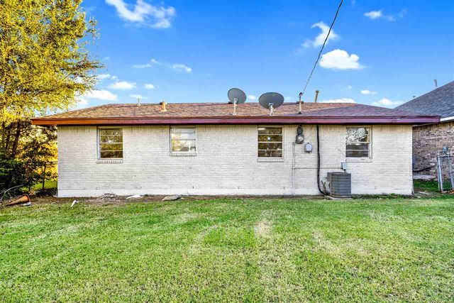 1205 SW Oklahoma Ave, Lawton, OK 73501