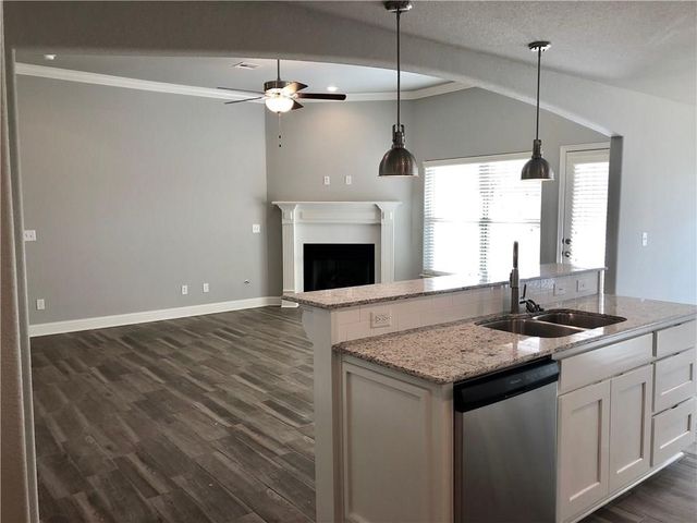 911 Buck Drive, Pea Ridge, AR 72751