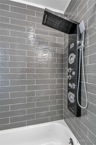 109 Poultney Avenue, Buffalo, NY 14215