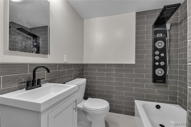 109 Poultney Avenue, Buffalo, NY 14215