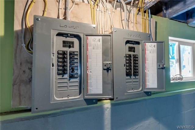 109 Poultney Avenue, Buffalo, NY 14215