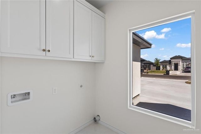 1408 W Dawes Avenue, Alton, TX 78573