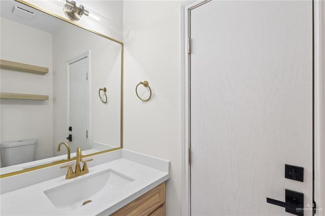 1408 W Dawes Avenue, Alton, TX 78573