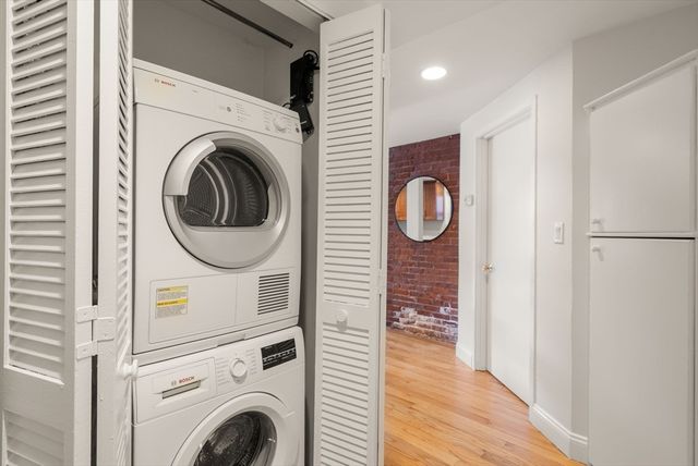 96 Gainsborough St 6W, Boston, MA 02115