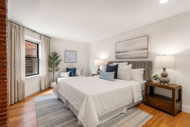 96 Gainsborough St 6W, Boston, MA 02115