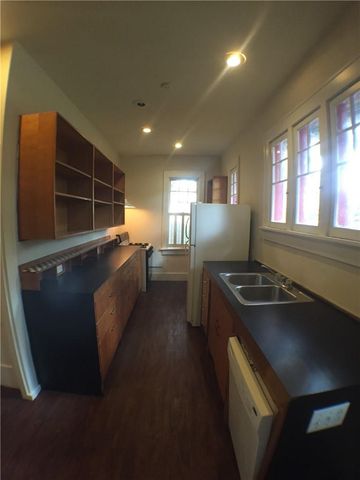 2813 Salado ST, Austin, TX 78705